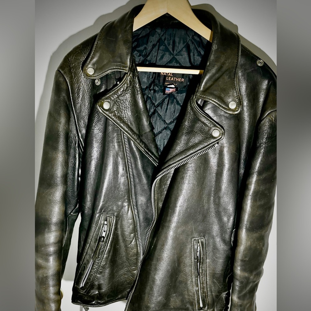 Men's natal leather, vintage Black Leather motorcycle Jacket
Heavy 1950s made 🇺🇸